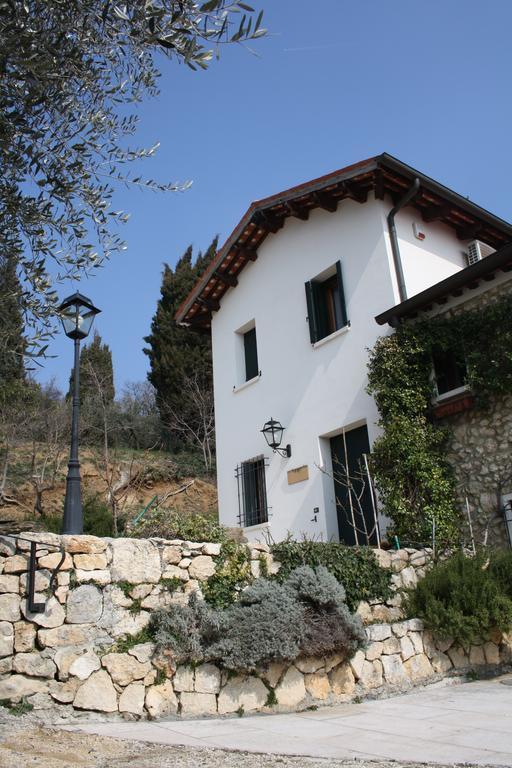 הוילה Villaga Le Mandolare מראה חיצוני תמונה